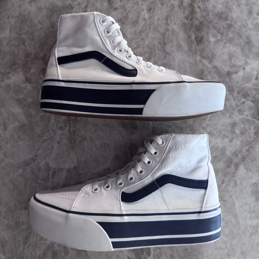VANS Sk8-Hi Tapered Sport Stripes
Platform Navy White Size 8.5 women | 7.0 men - Picture 16 of 16